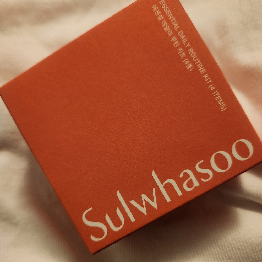 Sulwhasoo Essential Daily Routine Kit